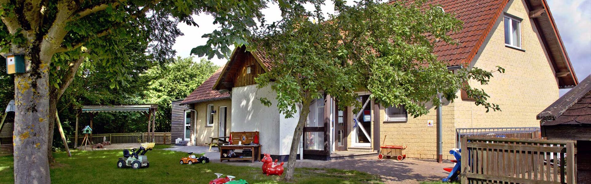 Aussenansicht der Ev. Kindertagesstätte Massenhausen