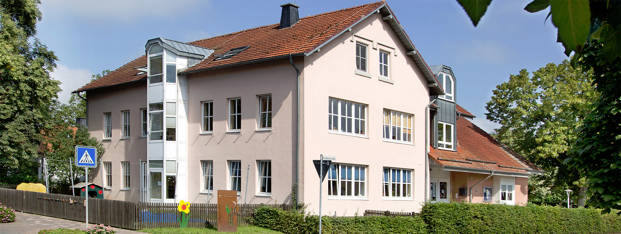 Aussenansicht der Ev. Kindertagesstätte Bad Arolsen - Rauchstraße